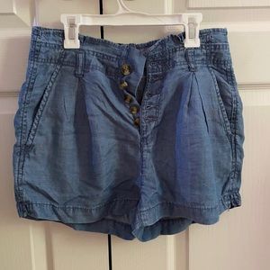 American Eagle High Rise Paperbag Shorts